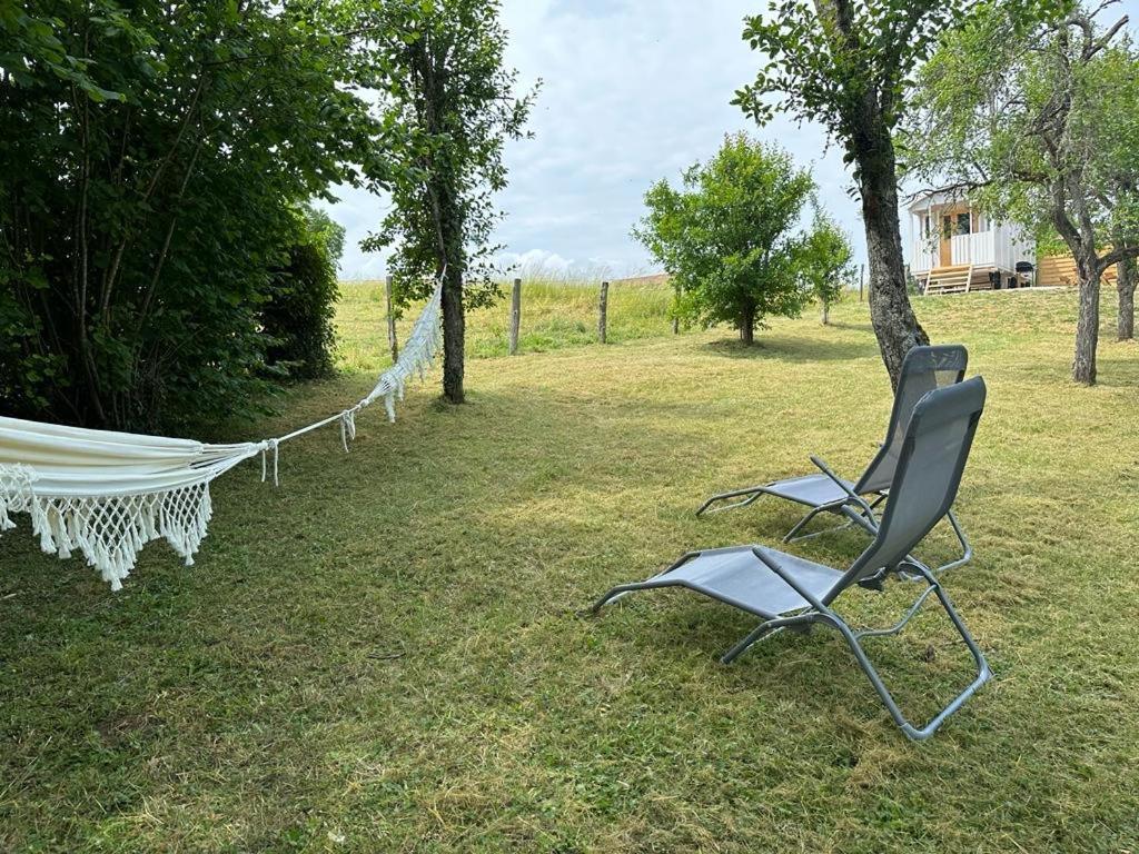Hotel La Roulotte De Lois & Clara Arc-en-Barrois Zewnętrze zdjęcie